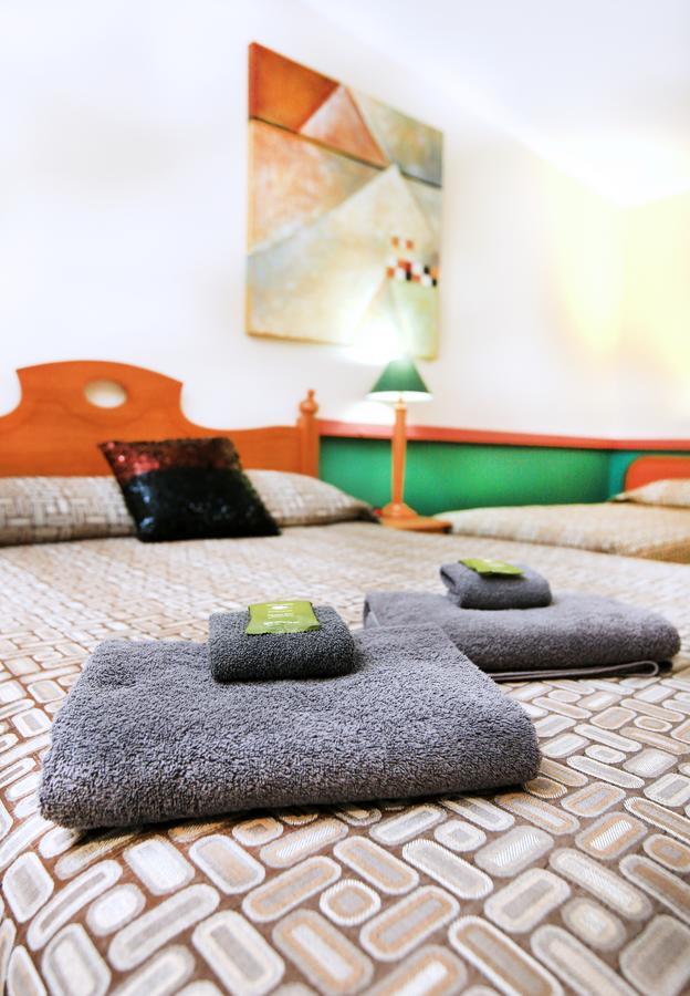 Central Motel Gin Gin エクステリア 写真