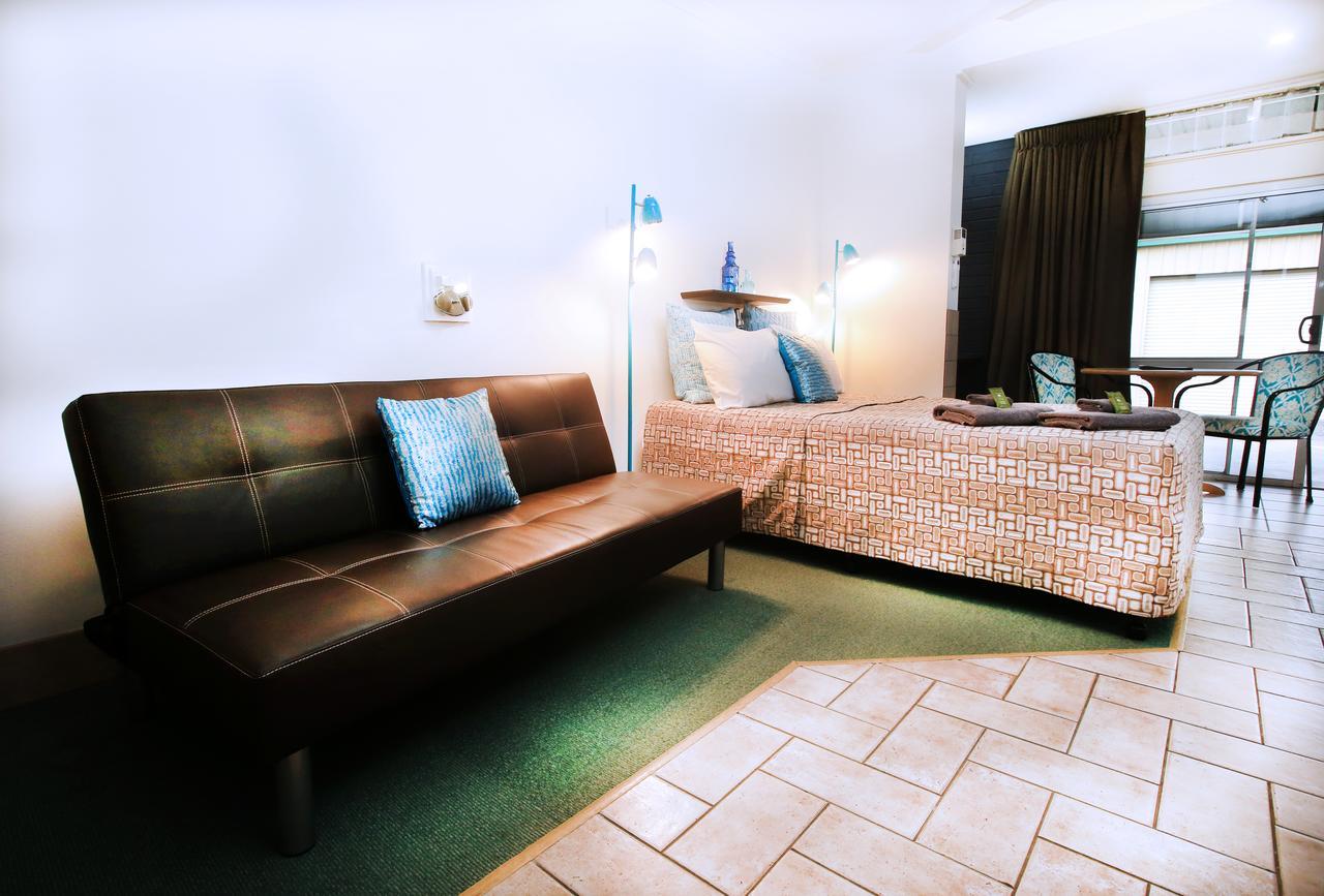 Central Motel Gin Gin エクステリア 写真
